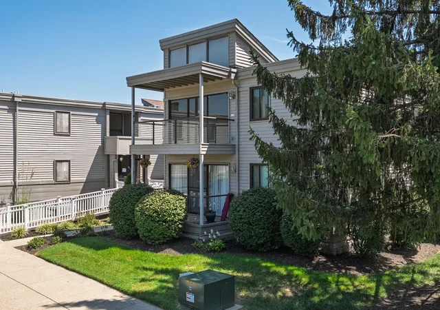Photo 1 of Condo for sale at 105 Winding Wy #C, Covington, KY 41011 | MLS# 646058 | Listing updated on 2026-09-06