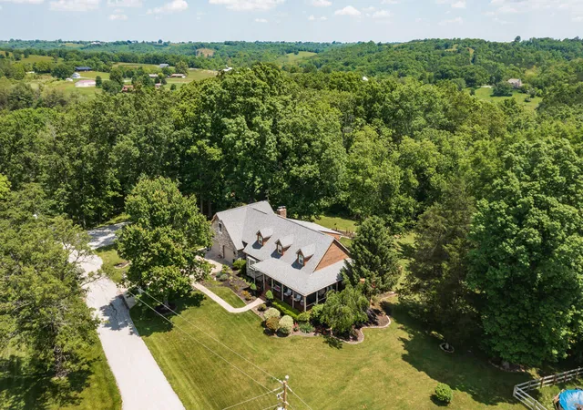 Single family home for sale at 330 Oak St, Butler, KY 41006 | MLS# 646078