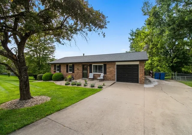 Photo 2 of Sale Pending at 2 Terence Rd, Williamstown, KY 41097 | MLS# 646081 | Listing updated on 2026-09-05