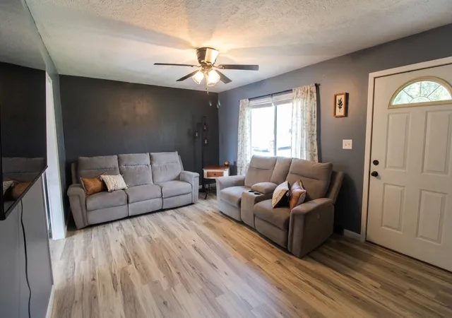 Photo 3 of Sale Pending at 2 Terence Rd, Williamstown, KY 41097 | MLS# 646081 | Listing updated on 2026-09-05