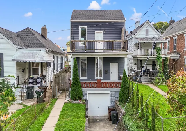 Photo 2 of Single family home for sale at 332 Eden Ave, Bellevue, KY 41073 | MLS# 646136 | Listing updated on 2026-09-06