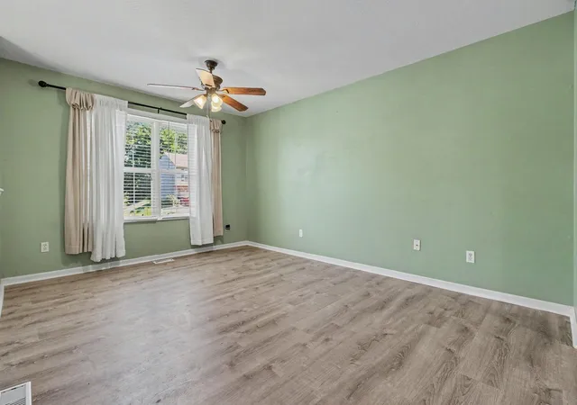 Photo 2 of Single family home for sale at 2067 Gribble Dr, Fort Mitchell, KY 41017 | MLS# 646102 | Listing updated on 2026-09-13