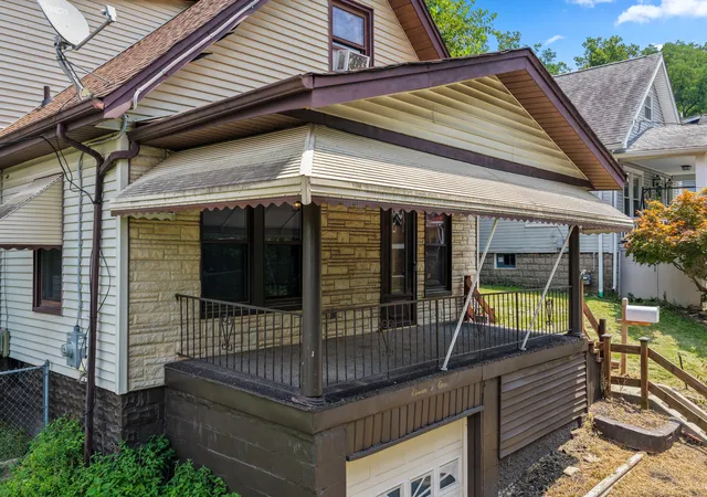Photo 3 of Single family home for sale at 1101 Mckinney Ave, Dayton, KY 41074 | MLS# 646120 | Listing updated on 2026-08-28