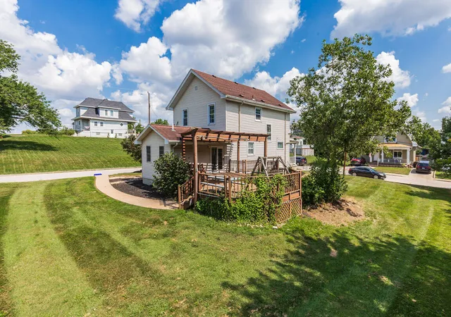 Photo 1 of Sale Pending at 3521 Myrtle Ave, Covington, KY 41015 | MLS# 646118 | Listing updated on 2026-09-03