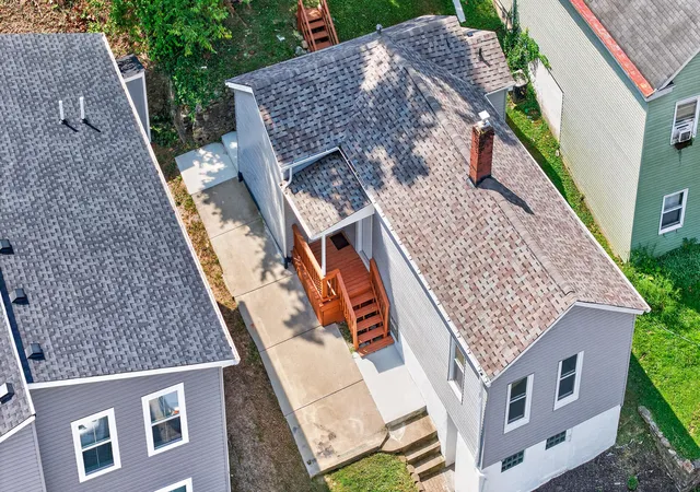Photo 1 of Single family home for sale at 1207 John St, Covington, KY 41016 | MLS# 646125 | Listing updated on 2026-08-28