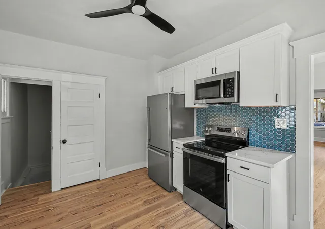 Photo 2 of Sale Pending at 3011 Frazier St, Latonia, KY 41015 | MLS# 646155 | Listing updated on 2026-09-02