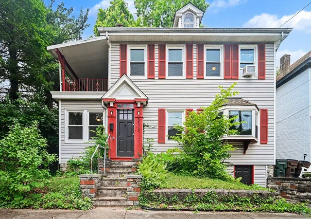 Photo 1 of Single family home for sale at 3515 Carlisle Ave, Covington, KY 41015 | MLS# 646119 | Listing updated on 2026-08-30