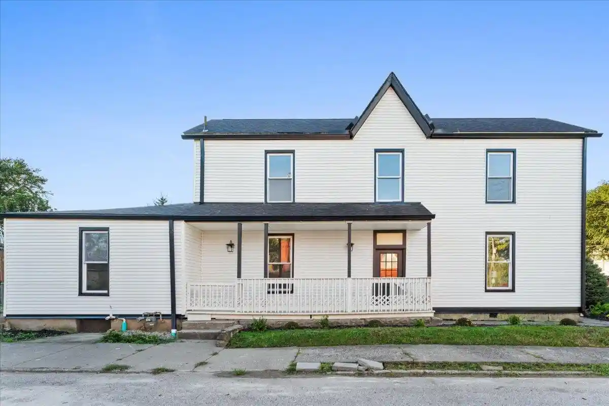 Photo 1 of Single family home for sale at 17 Butler St, Ludlow, KY 41016 | MLS# 646122 | Listing updated on 2026-10-10
