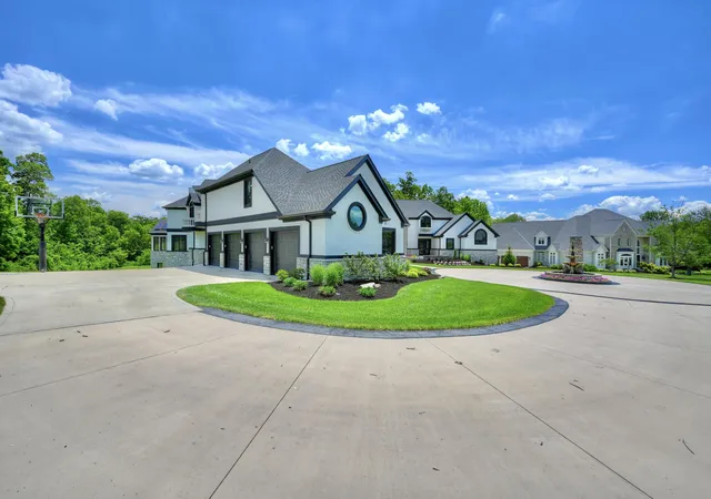 Photo 3 of Single family home for sale at 10826 Omaha, Union, KY 41091 | MLS# 646149 | Listing updated on 2026-09-14
