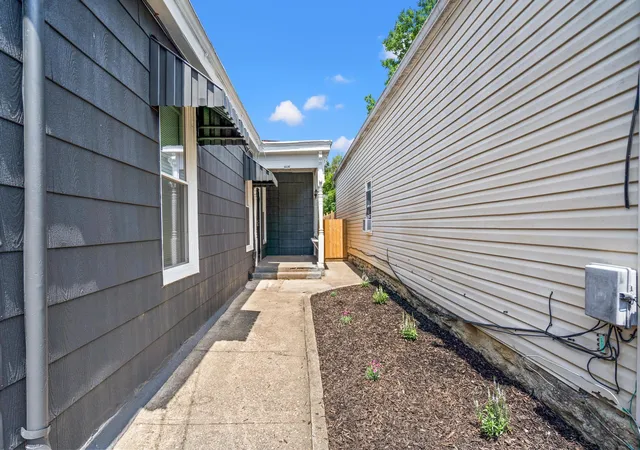 Photo 20 of Single family home for sale at 215 W 7th St, Newport, KY 41071 | MLS# 646143 | Listing updated on 2026-08-28