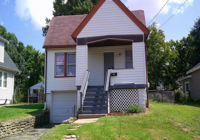 Single family home for sale at 40 Sunset Ave, Erlanger, KY 41018 | MLS# 646154
