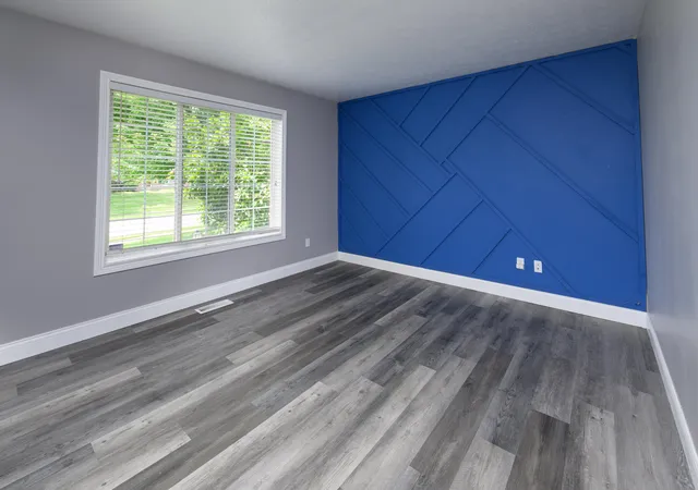 Photo 4 of Sale Pending at 10008 Wild Cherry Dr, Union, KY 41091 | MLS# 646164 | Listing updated on 2026-09-17