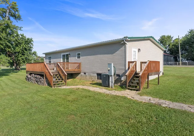 Photo 4 of Single family home for sale at 4242 Pleasant Ridge Rd, Maysville, KY 41056 | MLS# 646181 | Listing updated on 2026-09-07
