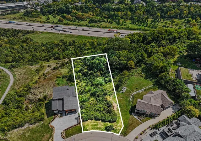 Photo 12 of Land for sale at 534 Scenic Dr, Park Hills, KY 41011 | MLS# 646204 | Listing updated on 2026-08-31