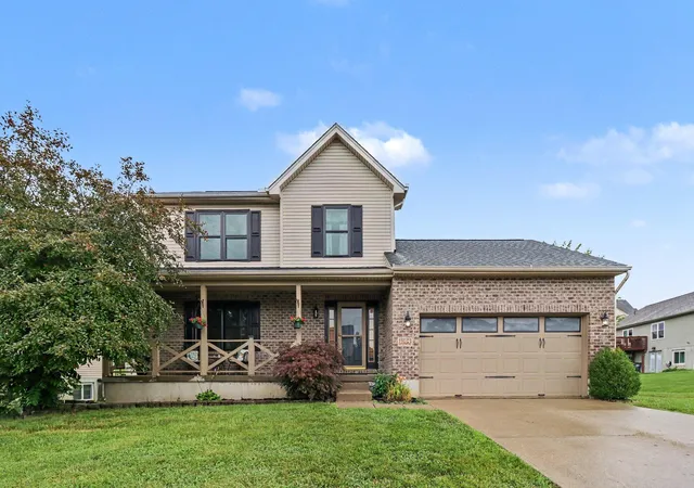 Photo 2 of Single family home for sale at 1164 Donner Dr, Florence, KY 41042 | MLS# 646183 | Listing updated on 2026-09-10