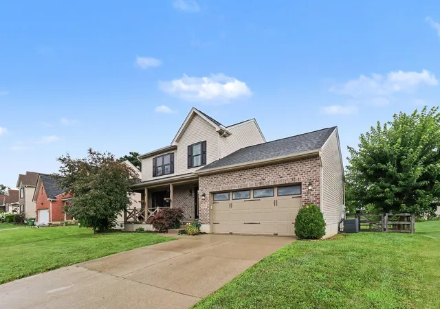 Photo 3 of Single family home for sale at 1164 Donner Dr, Florence, KY 41042 | MLS# 646183 | Listing updated on 2026-09-10