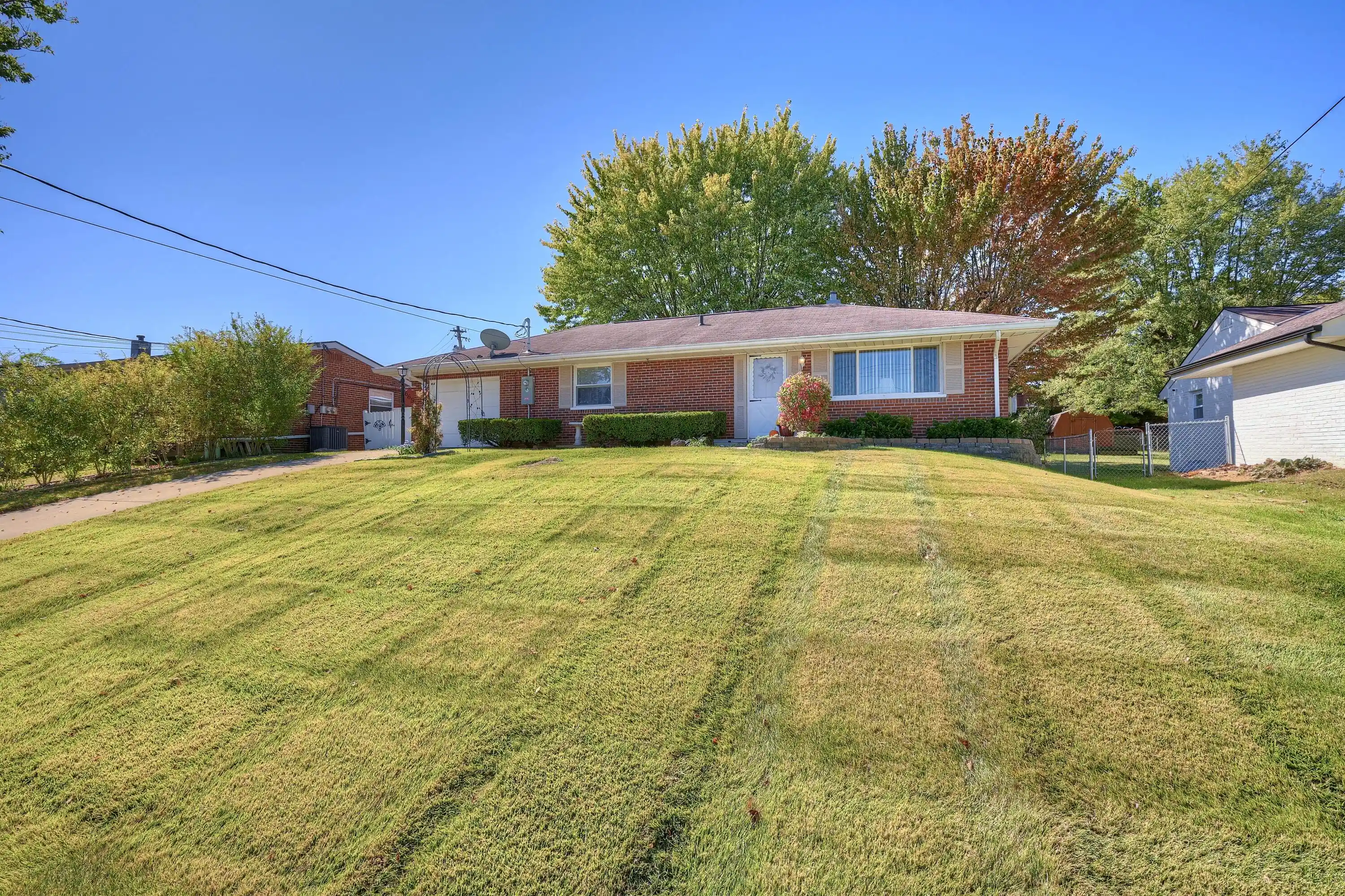Photo 1 of Sale Pending at 665 Maple Tree Ln, Erlanger, KY 41018 | MLS# 647323 | Listing updated on 2026-10-15