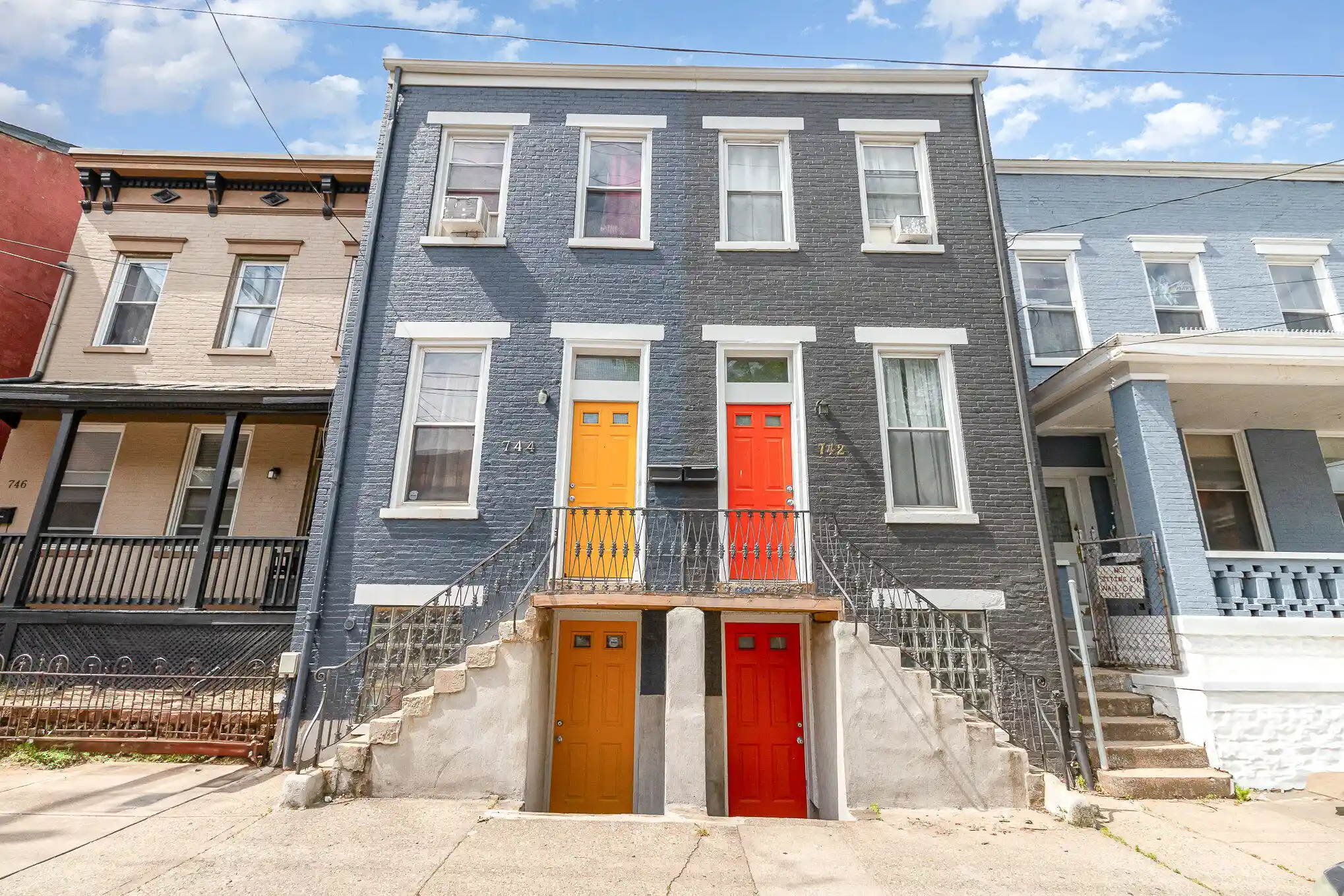 Photo 1 of Single family home for sale at 742 Columbia St, Newport, KY 41071 | MLS# 646914 | Listing updated on 2026-09-24