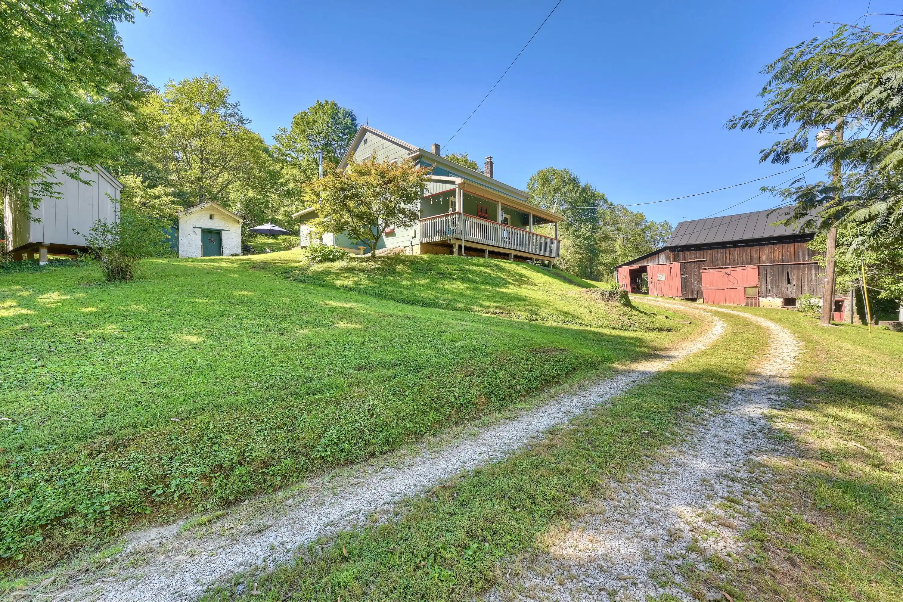 Photo 1 of Sale Pending at 3246 Uhl Rd, Melbourne, KY 41059 | MLS# 647085 | Listing updated on 2026-10-28