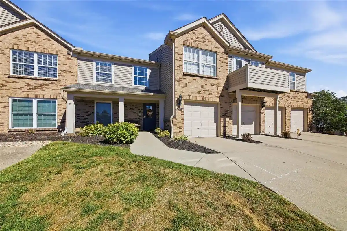 Listing Photo 1 - Condo for sale in 302 Mendocino Ct located at 302 Mendocino Ct, Cold Spring, KY 41076 - Unit #303