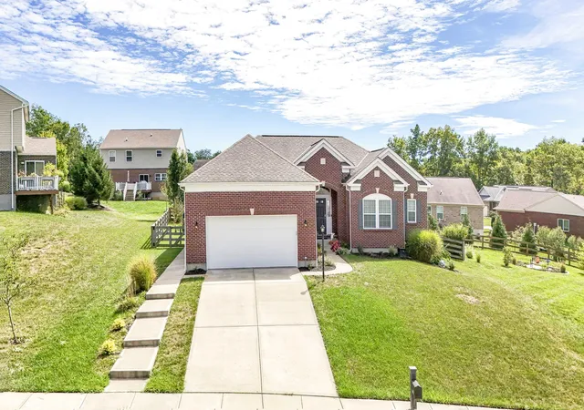 Photo 2 of Single family home for sale at 11574 Bennington Dr, Independence, KY 41051 | MLS# 647023 | Listing updated on 2026-10-06