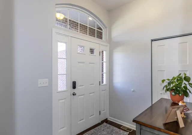 Photo 4 of Single family home for sale at 11574 Bennington Dr, Independence, KY 41051 | MLS# 647023 | Listing updated on 2026-10-06