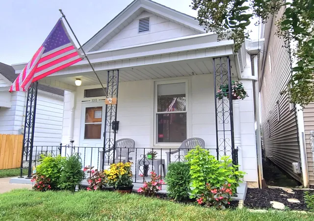 Photo 1 of Single family home for sale at 3313 Grace Ave, Covington, KY 41015 | MLS# 646964 | Listing updated on 2026-10-19