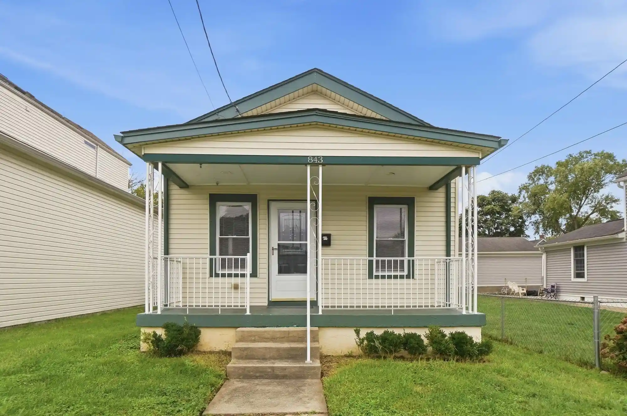 Single family home for sale at 843 Elm St, Ludlow, KY 41016 | MLS# 646923