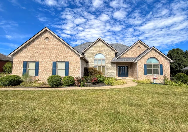 Photo 1 of Single family home for sale at 10871 Griststone Cir, Independence, KY 41051 | MLS# 646997 | Listing updated on 2026-09-28