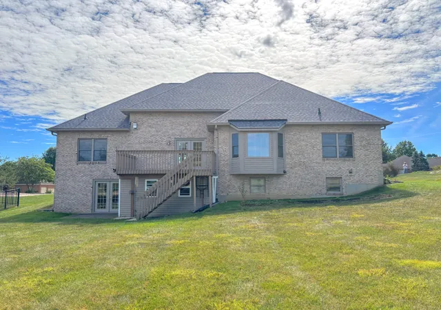 Photo 3 of Single family home for sale at 10871 Griststone Cir, Independence, KY 41051 | MLS# 646997 | Listing updated on 2026-09-28