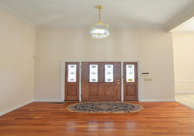 Photo 4 of Single family home for sale at 10871 Griststone Cir, Independence, KY 41051 | MLS# 646997 | Listing updated on 2026-09-28
