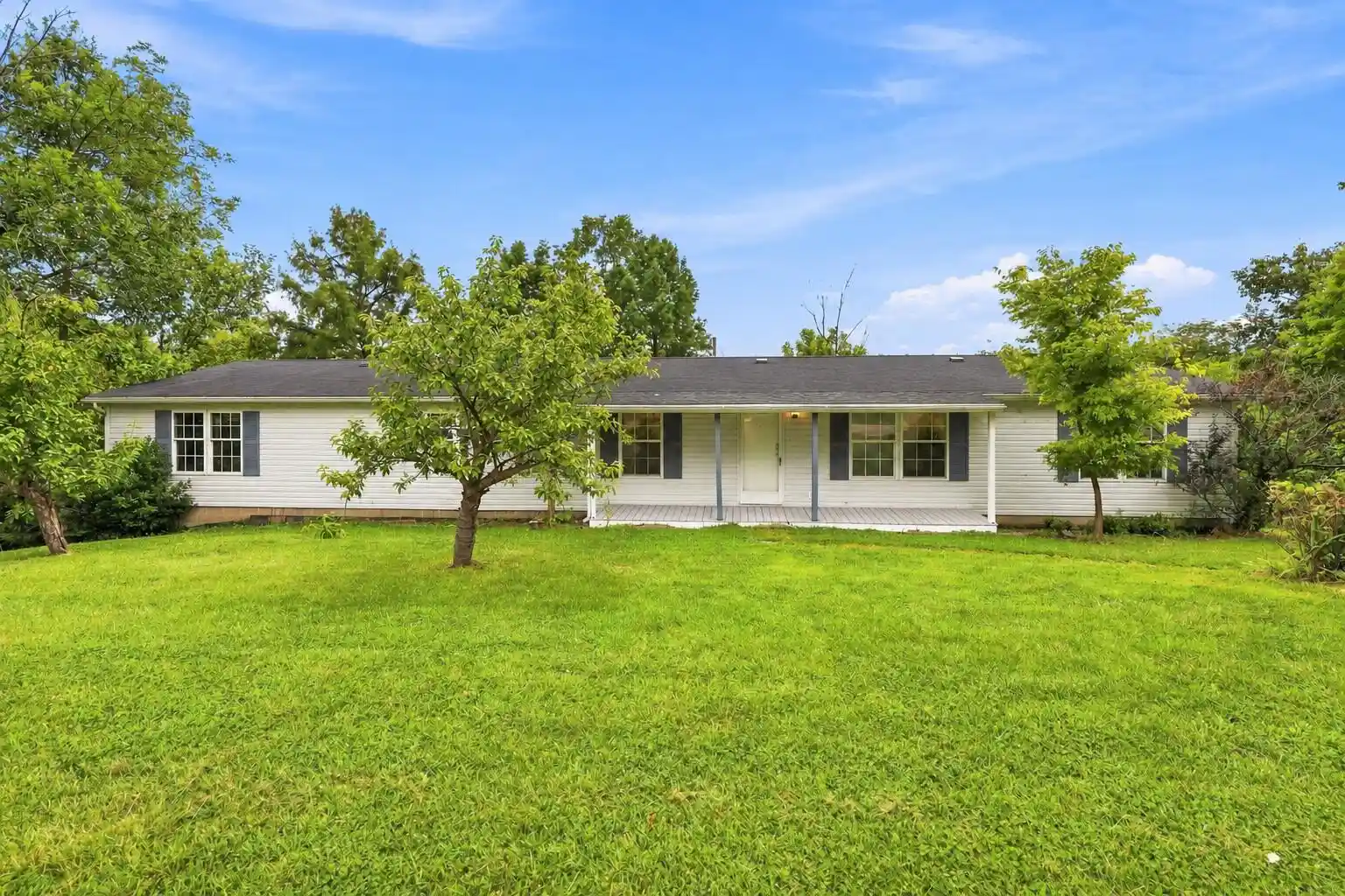 Photo 1 of Single family home for sale at 4530 Taft Hwy, Dry Ridge, KY 41035 | MLS# 647004 | Listing updated on 2026-10-18