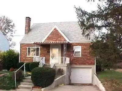 Photo 1 of Sale Pending at 109 Steelman Ave, Highland Heights, KY 41076 | MLS# 647016 | Listing updated on 2026-09-27