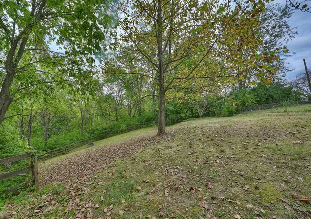 Photo 3 of Single family home for sale at 1309 Victory Ln, Independence, KY 41051 | MLS# 647027 | Listing updated on 2026-10-01