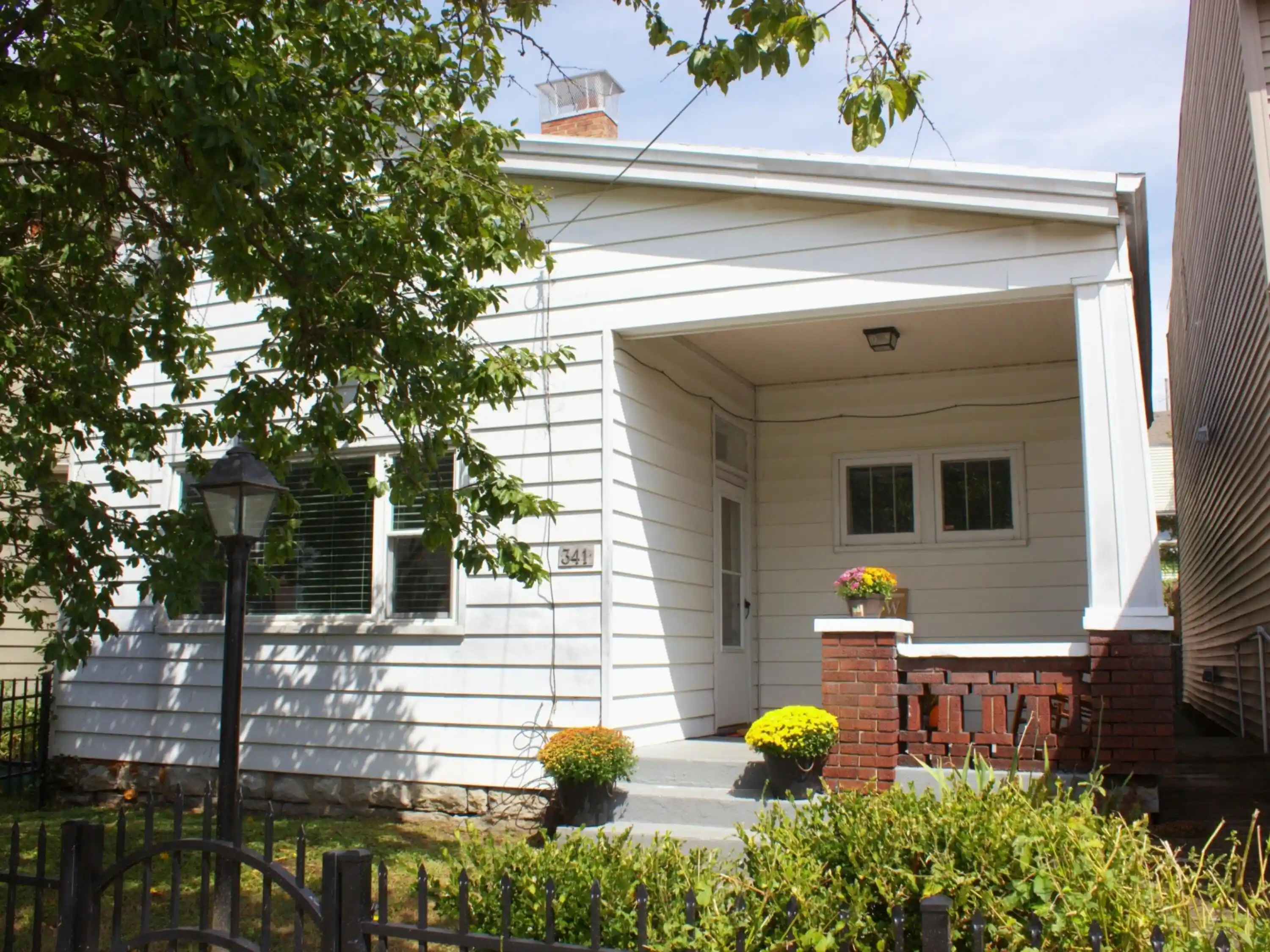 Photo 1 of Single family home for sale at 341 Foote Ave, Bellevue, KY 41073 | MLS# 647157 | Listing updated on 2026-10-04