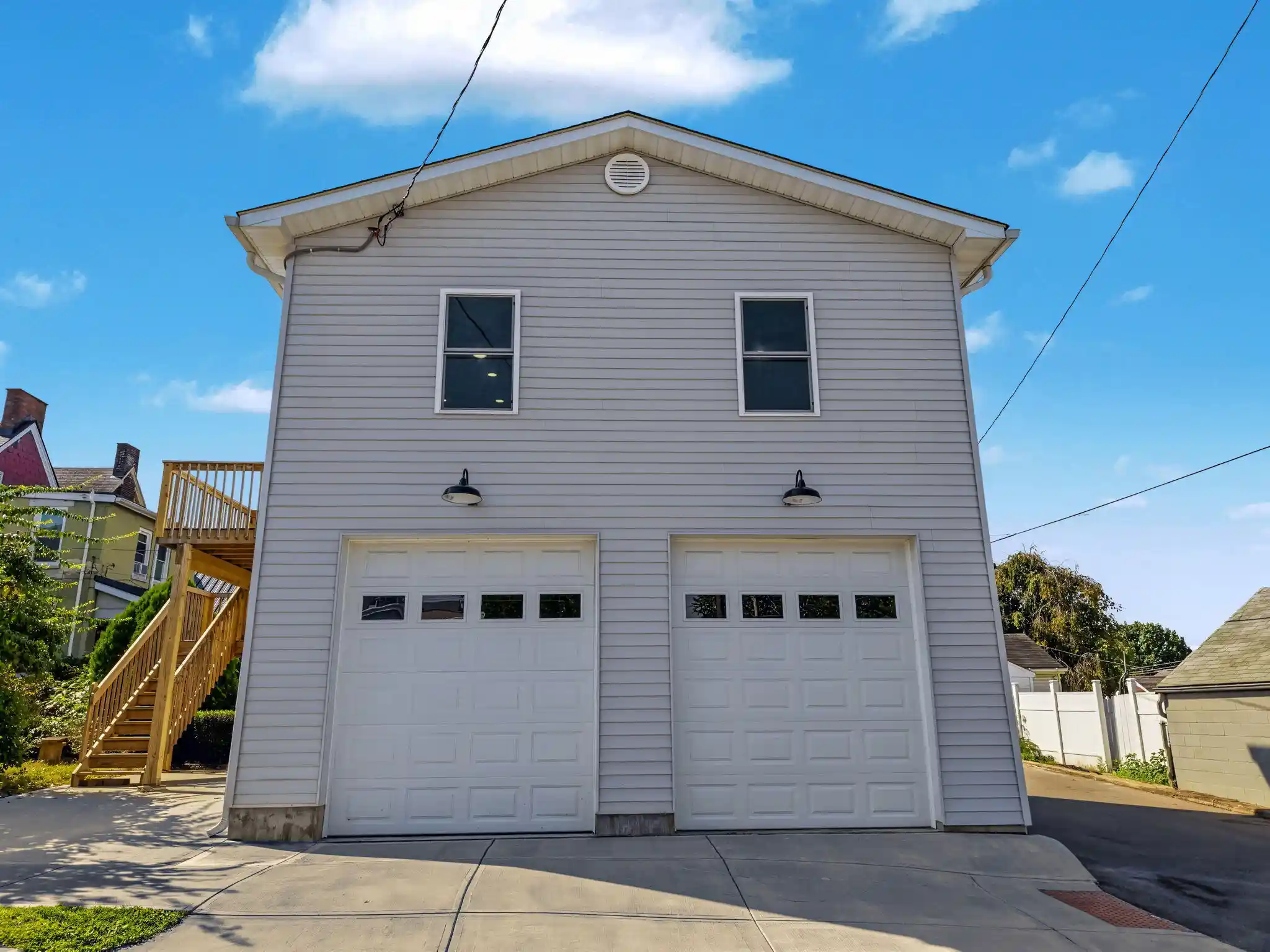 Photo 1 of Sale Pending at 212 Helen St, Covington, KY 41016 | MLS# 647282 | Listing updated on 2026-10-10