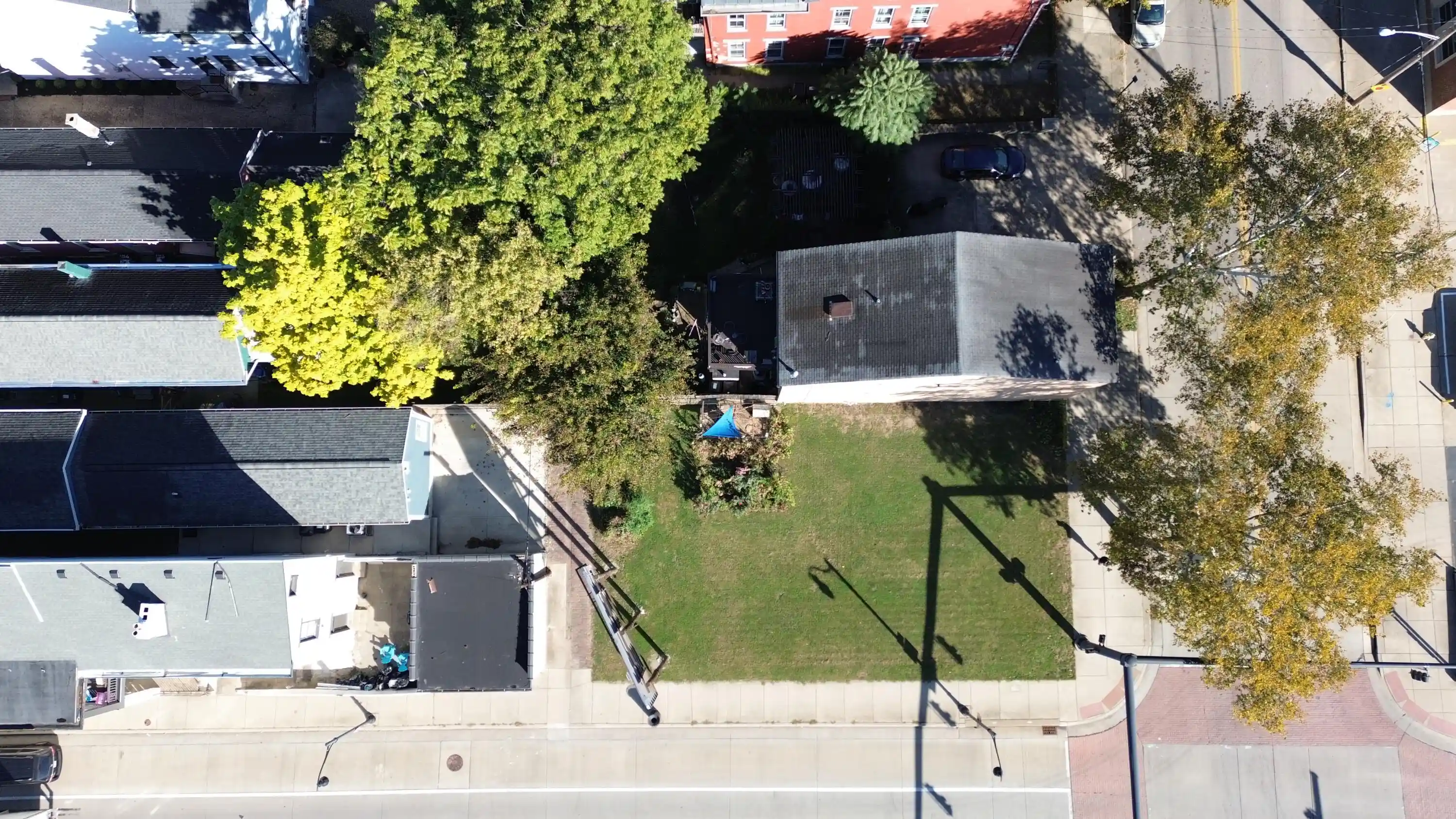 Photo 1 of Land for sale at 1127 Russell St, Covington, KY 41011 | MLS# 647361 | Listing updated on 2026-10-08