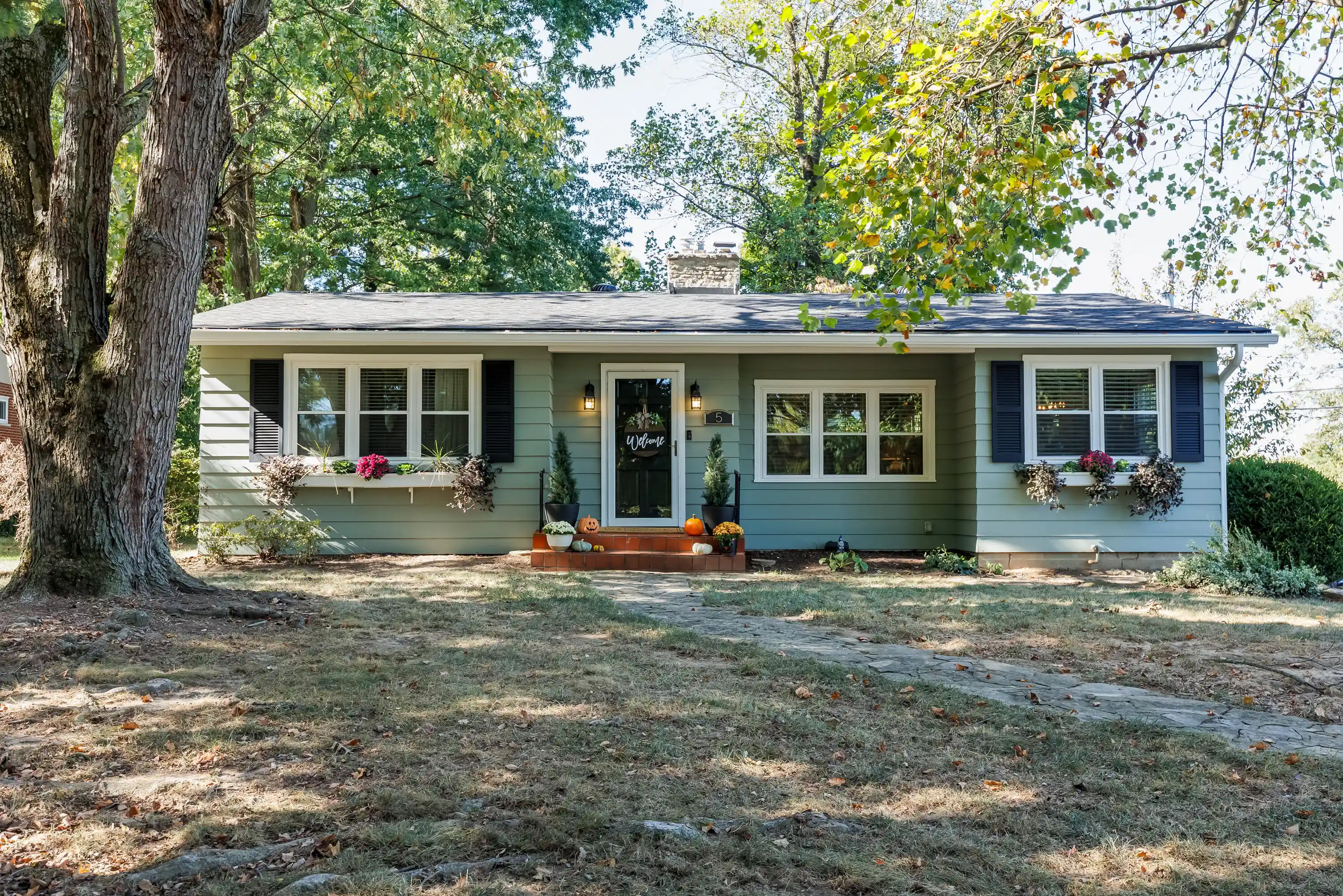 Photo 1 of Sale Pending at 5 Roberts Rd, Edgewood, KY 41017 | MLS# 647399 | Listing updated on 2026-10-12