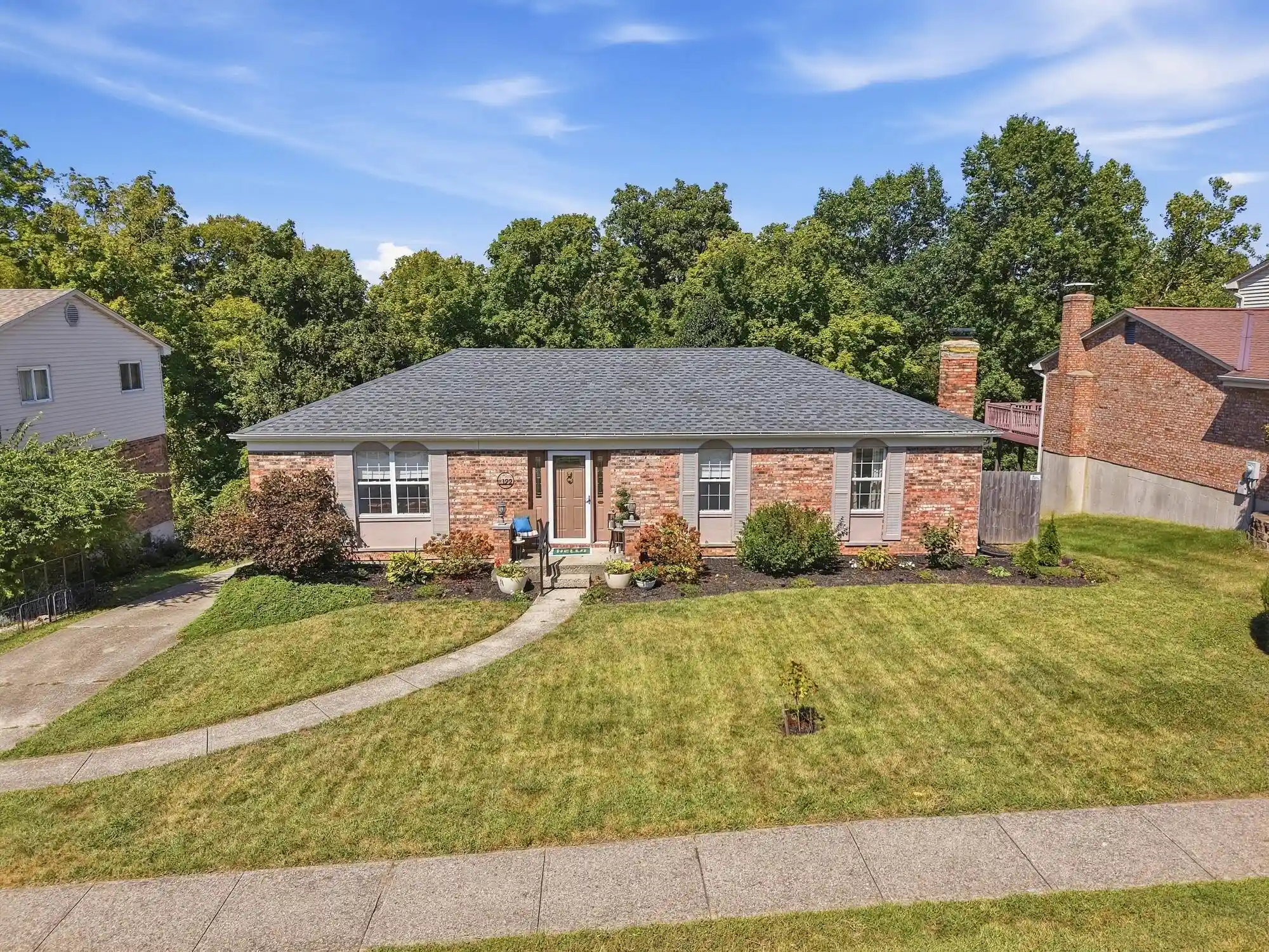 Single family home for sale at 122 Ridge Hl Dr, Highland Heights, KY 41076 | MLS# 647387