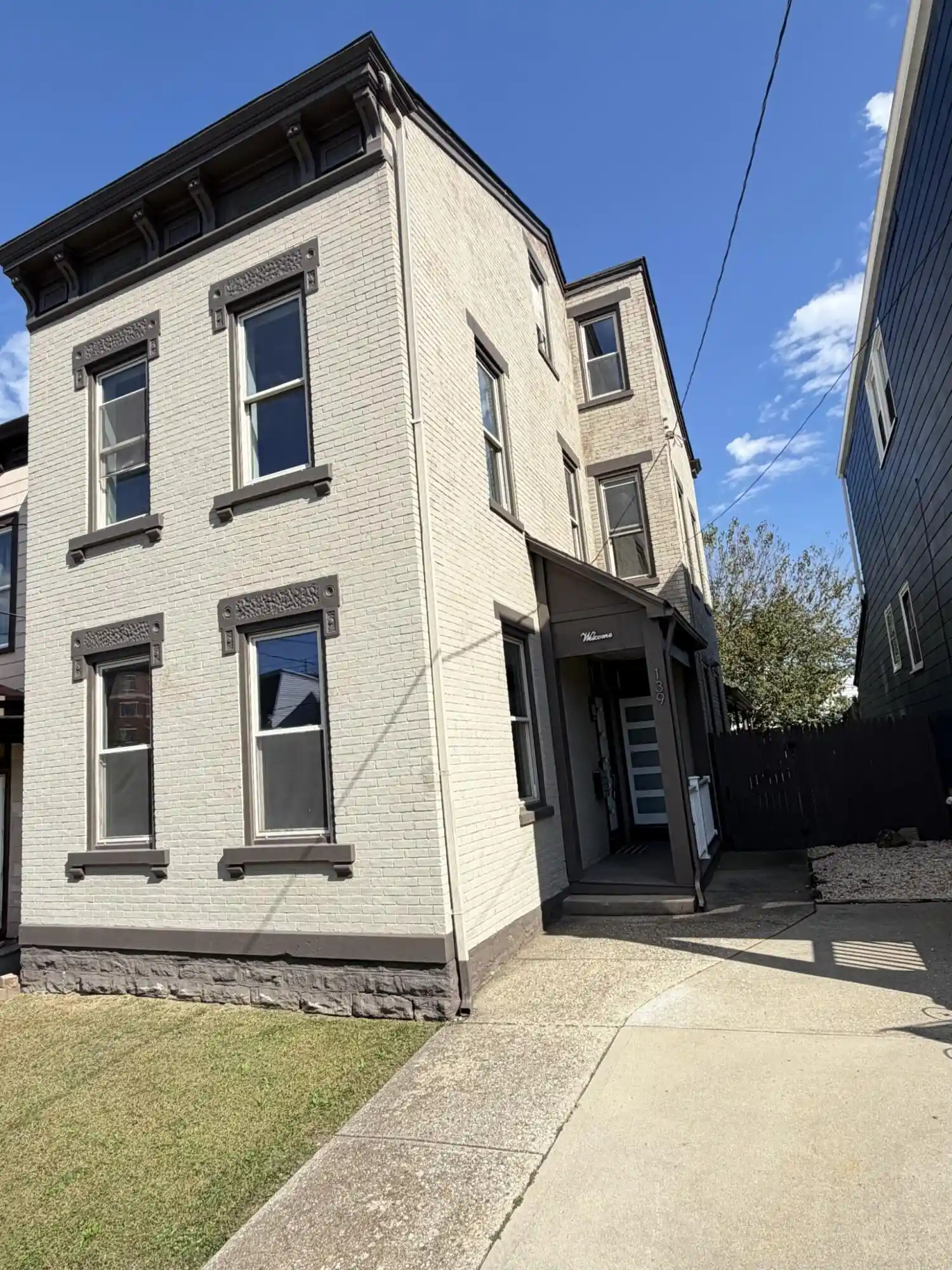 Photo 1 of Single family home for sale at 139 Washington Ave, Bellevue, KY 41073 | MLS# 647502 | Listing updated on 2026-10-13