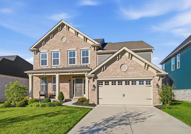 Photo 1 of Sale Pending at 2875 Shadbark Ln, Ft Mitchell, KY 41017 | MLS# 647785 | Listing updated on 2026-10-26