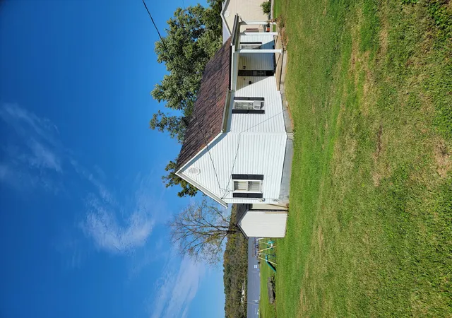 Photo 1 of Single family home for sale at 609 E 2nd Street, Augusta, KY 41002 | MLS# 647578 | Listing updated on 2026-10-23