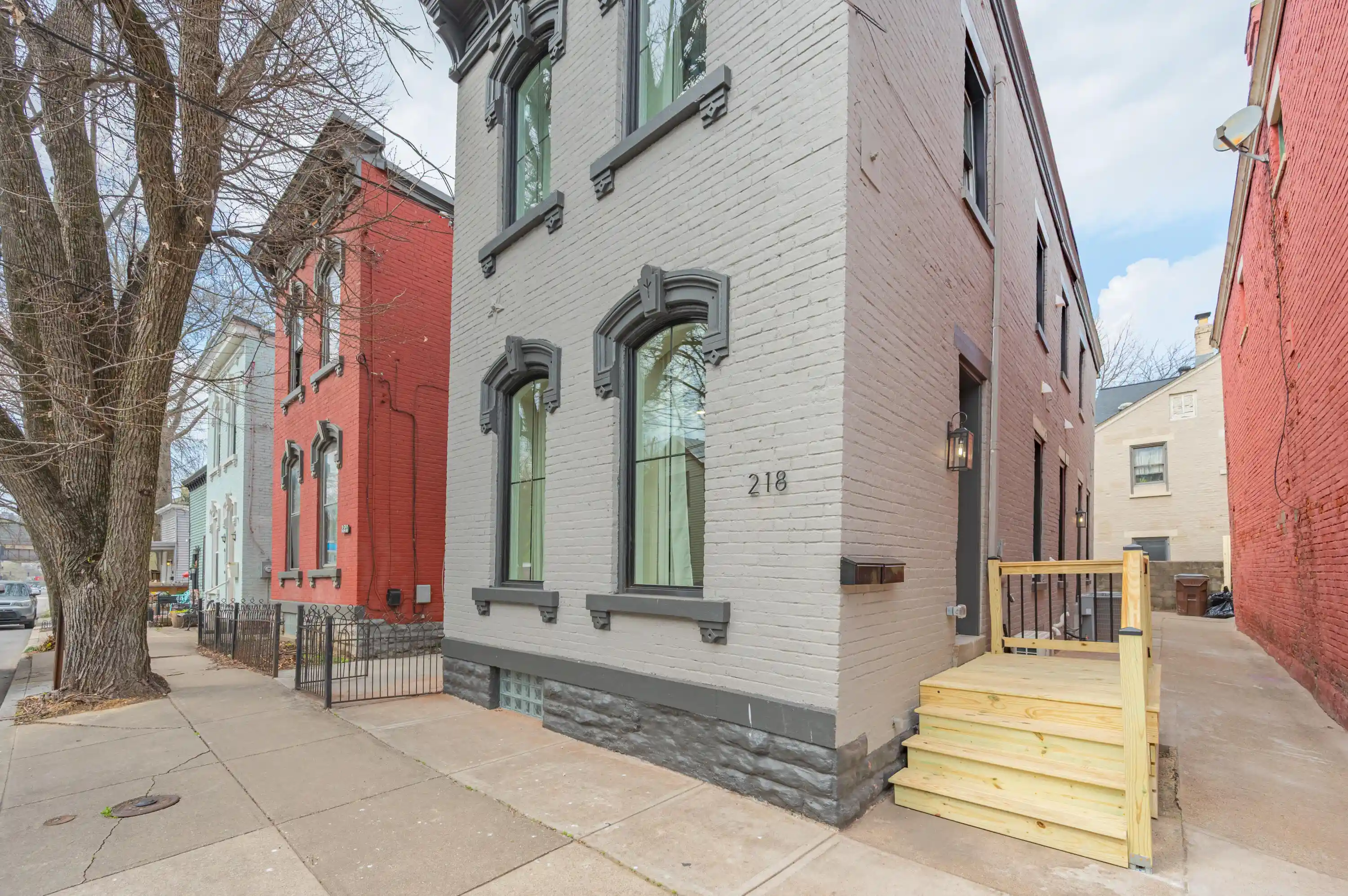 Photo 1 of Multi family home for sale at 218 W 5th Street, Covington, KY 41011 | MLS# 647601 | Listing updated on 2026-10-16