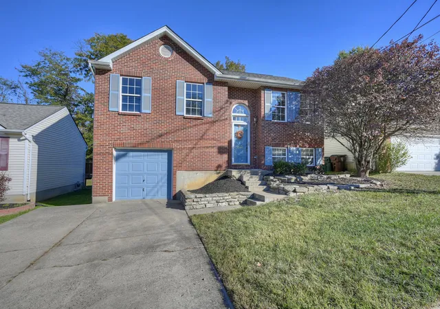 Photo 1 of Sale Pending at 2486 Evergreen Dr, Covington, KY 41017 | MLS# 647830 | Listing updated on 2026-10-29
