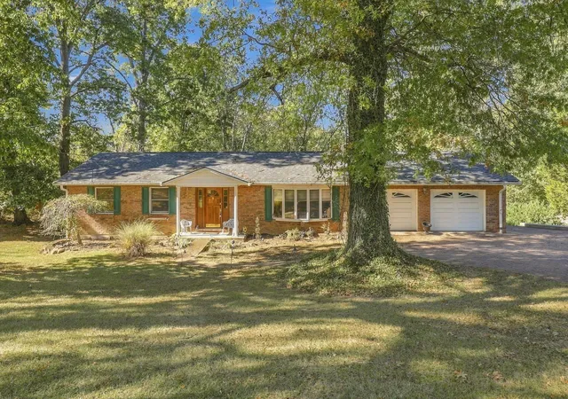 Photo 1 of Sale Pending at 5064 Gary Ln, Highland Heights, KY 41076 | MLS# 647773 | Listing updated on 2026-10-23