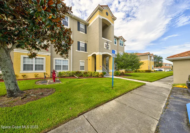 Photo 4 of Condominium at 1757 Sophias Dr #105, Melbourne, FL 32940 | MLS# 972367 | | Sold on 2024-02-14