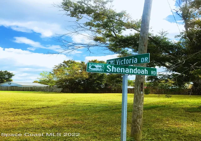 Photo 1 of Sale Pending at 2502 Victoria Dr Ne, Palm Bay, FL 32905 | MLS# 955009 | Listing updated on 2026-07-09