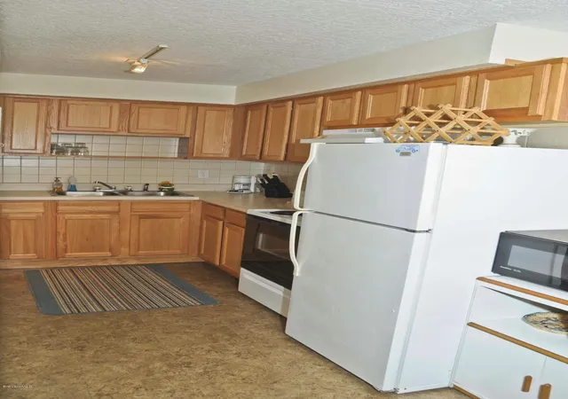 Photo 2 of Condominium at 425 Harrison Ave #2-2, Cape Canaveral, FL 32920 | MLS# 724383 |  | Sold on 2015-09-02