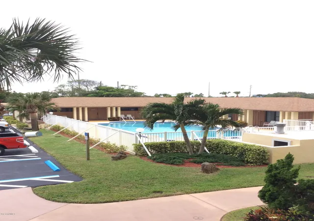 Photo 4 of Condominium at 55 N 4Th St #207, Cocoa Beach, FL 32931 | MLS# 741678 | | Sold on 2016-01-29