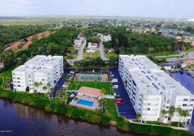 Condominium at 5011 Dixie Hwy Ne #A106, Palm Bay, FL 32905 | MLS# 797831 | | Sold on 2018-01-05